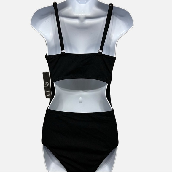 One Piece Swimsuit With back Cups Black size M - Picture 3 of 7